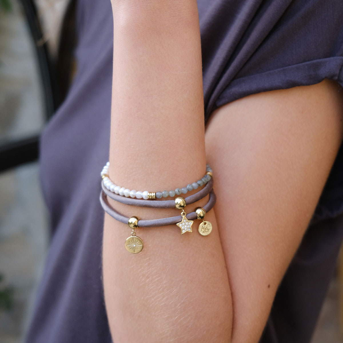 Armband med Labradorit och Sötvattenpärlor