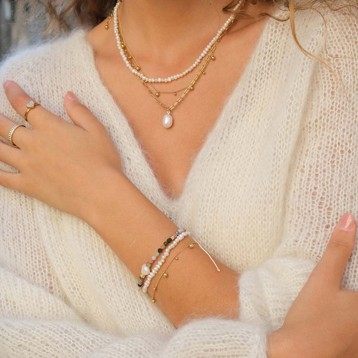 Armband med Turmalin i olika färger och Sötvattenpärla, A & C Oslo
