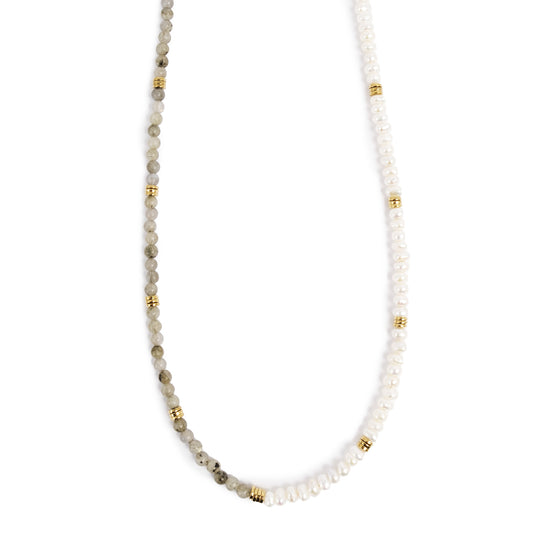 Kort halsband med med Labradorit och Sötvattenpärlor, A&C Oslo